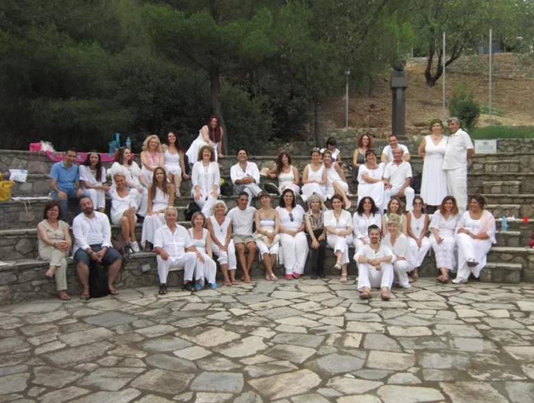 Η σχολή Αειζωίας στον αρχαιολογικό χώρο των Δελφών (2016)